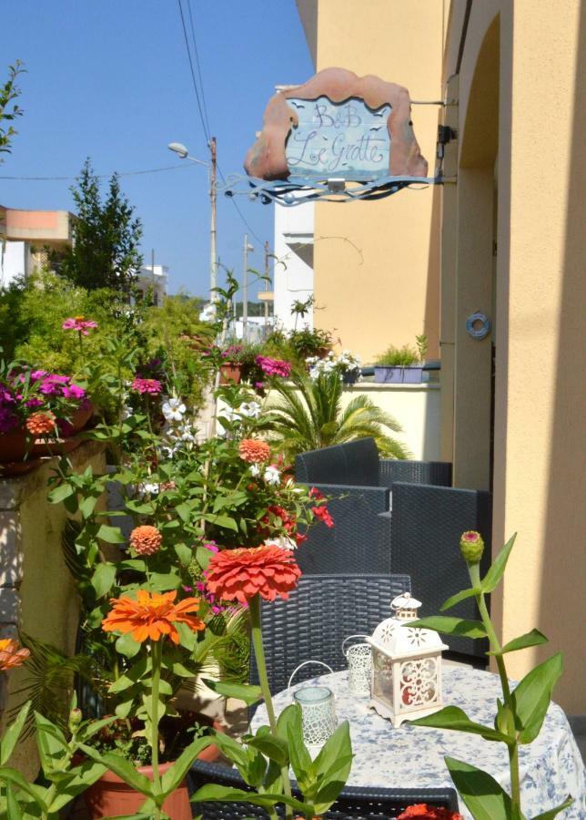 Bed and Breakfast Le Grotte Castro  Exterior foto