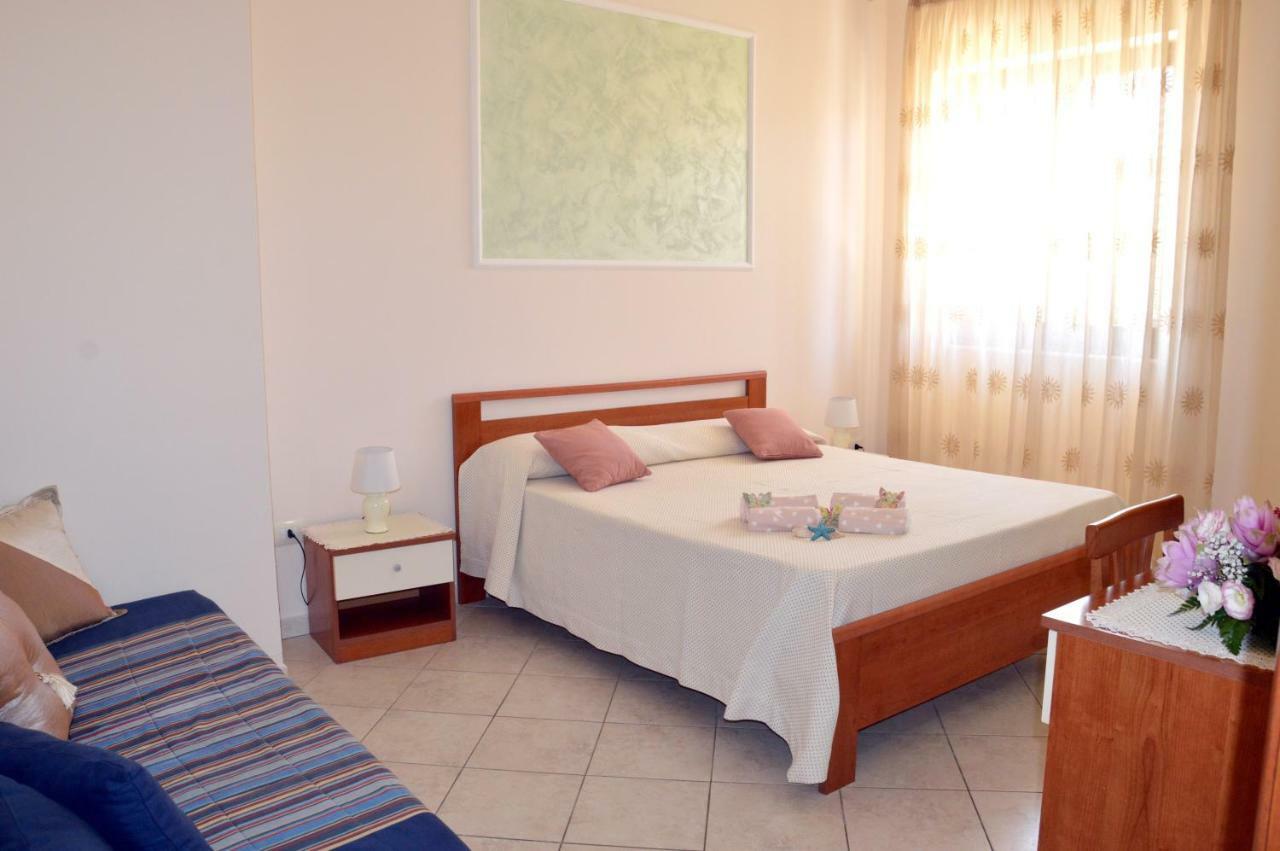 Bed and Breakfast Le Grotte Castro  Exterior foto