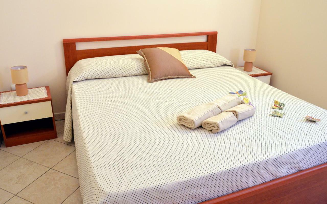 Bed and Breakfast Le Grotte Castro  Exterior foto